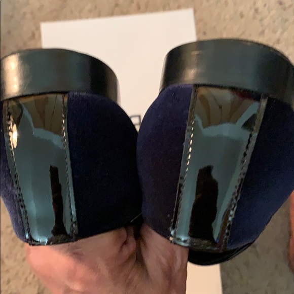 Shoes - Picture 5 of 5